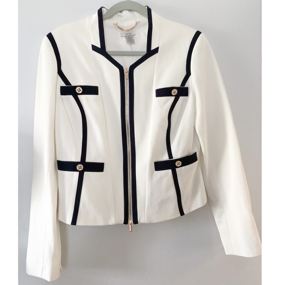 Cache creamy white and dark navy blue trimmed zipper jacket